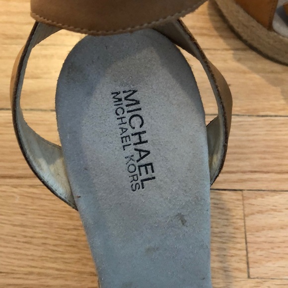 MICHAEL Michael Kors Tan espadrilles Wedges 10 - Picture 6 of 8